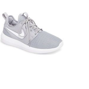 Nike Roshe Two Sneaker-10m